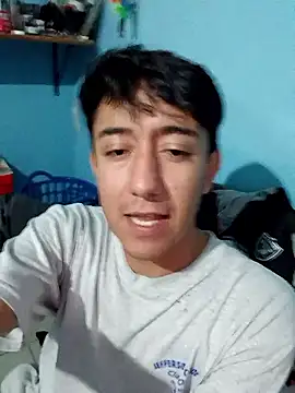 Hxzelmxnix online show from January 6, 2026, 7:51 pm