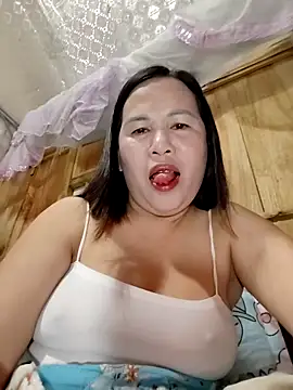 Snapshot of Clinic_139 chatting on February 10, 2026, 12:59 pm Clinic 139 online show from February 10, 2026, 12:59 pm