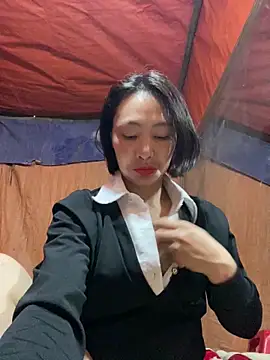 Snapshot of Some-03 chatting on March 3, 2026, 1:34 am Some-03 online show from March 3, 2026, 1:34 am