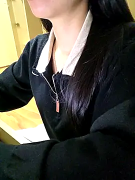 moon baby99 online show from February 9, 2026, 4:10 am