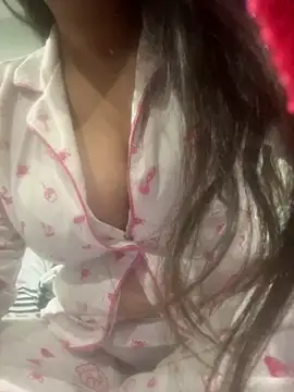 Snapshot of Poojaabhabhi chatting on February 18, 2026, 3:52 pm Poojaabhabhi online show from February 18, 2026, 3:52 pm