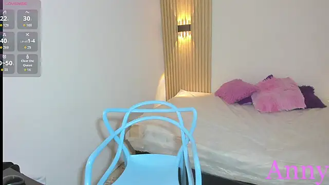 ZoeFox5 online show from February 21, 2026, 11:45 am