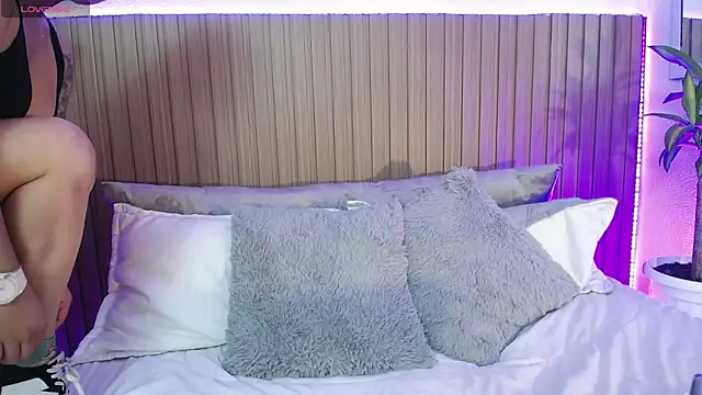 Snapshot of IndieMiller chatting on February 3, 2026, 11:15 am IndieMiller online show from February 3, 2026, 11:15 am