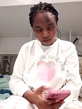 Snapshot of princess-boobz chatting on June 10, 2026, 9:49 pm princess-boobz online show from June 10, 2026, 9:49 pm