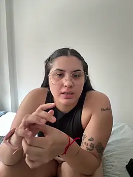 chinaaa2333 online show from February 9, 2026, 12:25 pm