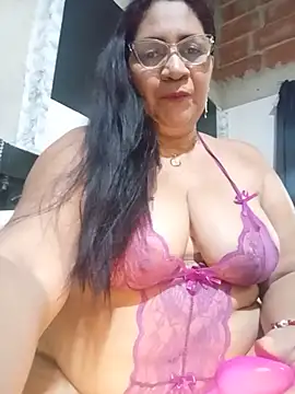 Sammylatinaxxx online show from May 19, 2026, 11:12 pm