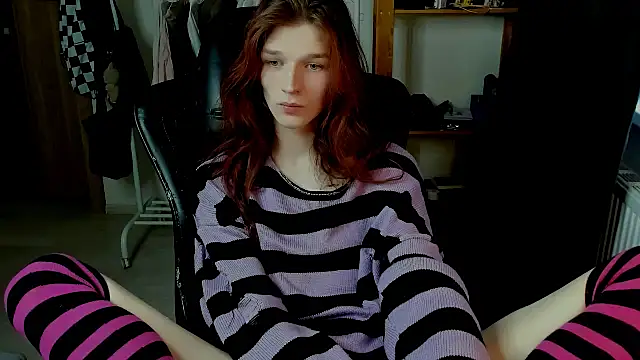 iceseeker2 online show from April 13, 2026, 6:06 am