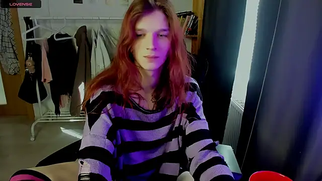 iceseeker2 online show from April 18, 2026, 10:39 am