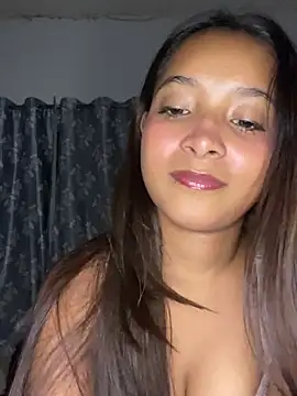 annaya sexy online show from April 10, 2026, 8:38 pm