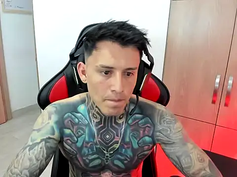 Snapshot of Chrissblack chatting on February 16, 2026, 2:10 am Chrissblack online show from February 16, 2026, 2:10 am