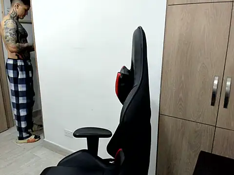 Snapshot of Chrissblack chatting on February 20, 2026, 1:57 am Chrissblack online show from February 20, 2026, 1:57 am