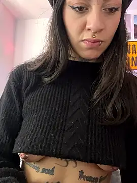 Mollyyy  online show from January 12, 2026, 2:13 pm