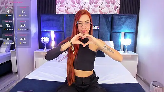 LolaGray   online show from February 12, 2026, 7:02 pm