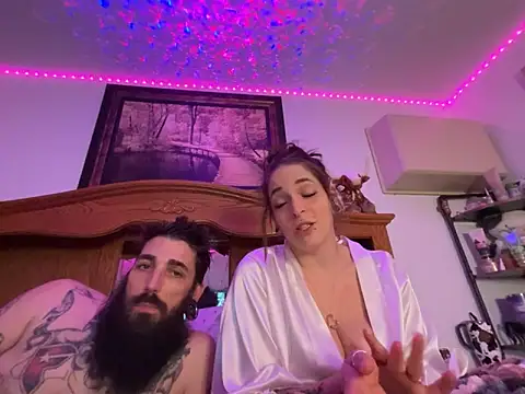 Snapshot of aria_lee1987 chatting on January 15, 2026, 4:38 am aria lee1987 online show from January 15, 2026, 4:38 am