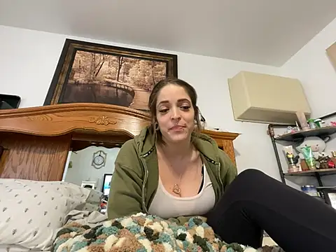 Snapshot of aria_lee1987 chatting on January 13, 2026, 7:29 pm aria lee1987 online show from January 13, 2026, 7:29 pm