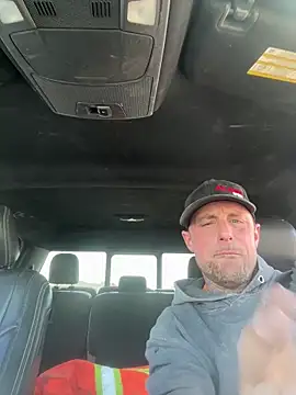 WIDBIGWHITECOCK online show from March 27, 2026, 6:09 pm