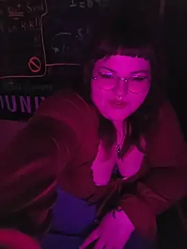 LunaLuxxx666 online show from January 9, 2026, 7:59 am
