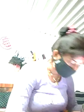 Snapshot of Jamuna_01 chatting on May 1, 2026, 4:01 pm Jamuna 01 online show from May 1, 2026, 4:01 pm