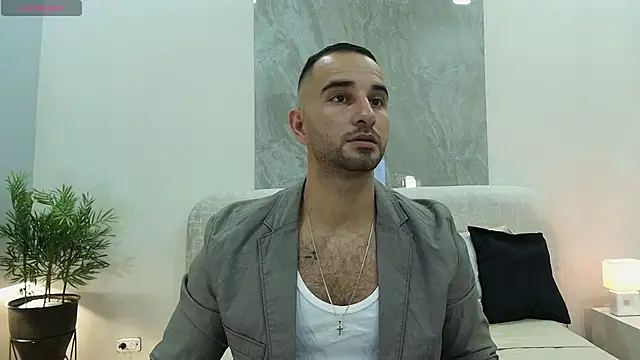 lorenzo walker 1 online show from June 5, 2026, 5:40 pm