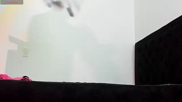 camilo model online show from March 10, 2026, 7:51 pm