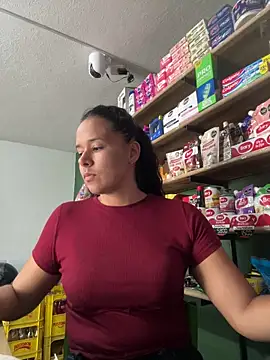 lannabellx online show from February 17, 2026, 8:39 pm