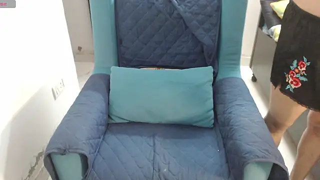 Candy-floss265 online show from September 12, 2025, 5:45 pm