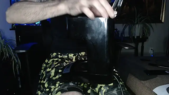 EspanolVato online show from April 17, 2026, 8:50 am