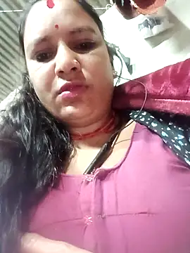 Snapshot of Hot_hiuj chatting on February 11, 2026, 10:31 pm Hot hiuj online show from February 11, 2026, 10:31 pm