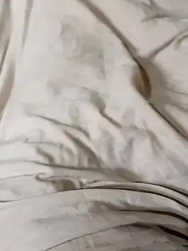 Snapshot of Hot_hiuj chatting on February 5, 2026, 6:37 pm Hot hiuj online show from February 5, 2026, 6:37 pm