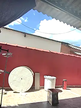 Snapshot of Larissinha015 chatting on January 7, 2026, 5:40 pm Larissinha015 online show from January 7, 2026, 5:40 pm