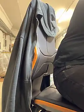 Nickwichst online show from January 5, 2026, 10:35 pm