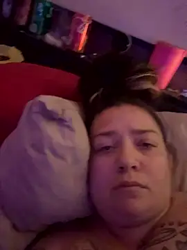 tattedma013 online show from January 15, 2026, 5:33 am