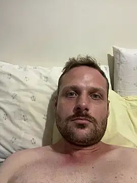 Snapshot of catarinenseputo chatting on February 26, 2026, 2:28 pm catarinenseputo online show from February 26, 2026, 2:28 pm