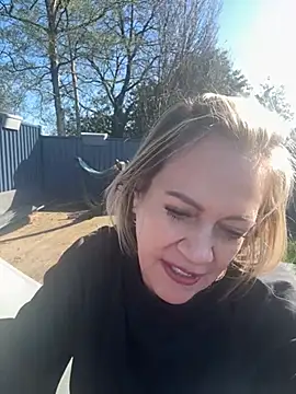 Milfshake227 online show from April 6, 2026, 3:46 pm