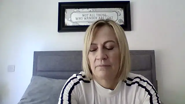 Milfshake227 online show from March 11, 2026, 1:38 pm