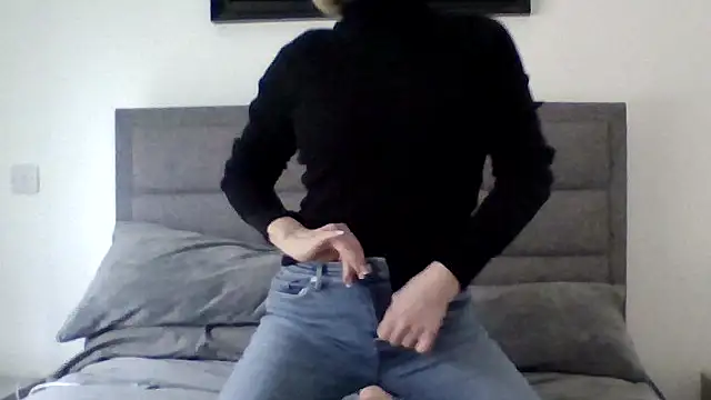 Milfshake227 online show from March 26, 2026, 5:44 pm