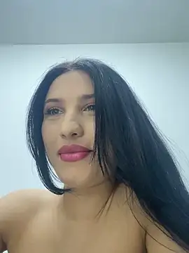 Snapshot of Marialove221 chatting on February 14, 2026, 7:03 pm Marialove221 online show from February 14, 2026, 7:03 pm