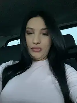 Snapshot of Marialove221 chatting on February 7, 2026, 2:58 pm Marialove221 online show from February 7, 2026, 2:58 pm