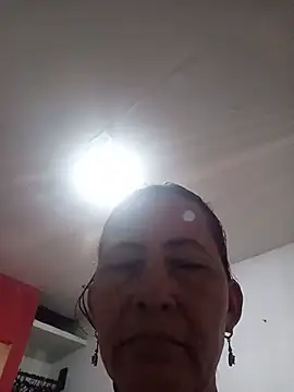 Snapshot of Salome_69 chatting on June 2, 2026, 2:06 pm Salome 69 online show from June 2, 2026, 2:06 pm