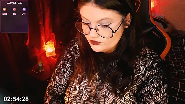 PixelMiss online show from April 18, 2026, 8:16 am