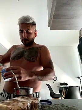 LittleRoccoph online show from January 13, 2026, 4:00 pm