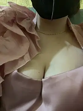 Snapshot of Amanda-122 chatting on January 8, 2026, 7:25 am Amanda-122 online show from January 8, 2026, 7:25 am