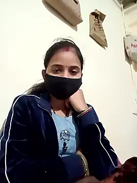 Rennu0082 online show from January 13, 2026, 4:22 pm