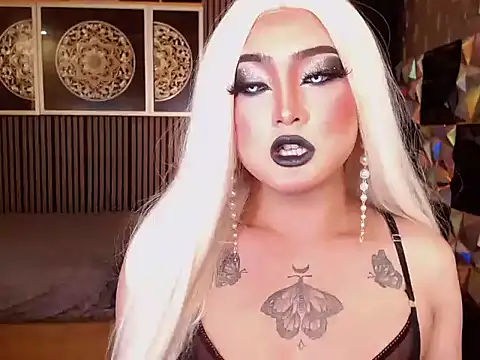 SeductiveJilianTS online show from April 12, 2026, 6:22 pm