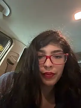 Snapshot of dani_bela chatting on May 15, 2026, 11:47 pm dani bela online show from May 15, 2026, 11:47 pm