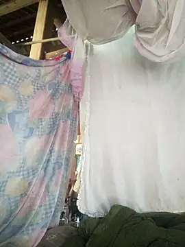 Snapshot of Piu_18 chatting on February 21, 2026, 7:32 am Piu 18 online show from February 21, 2026, 7:32 am