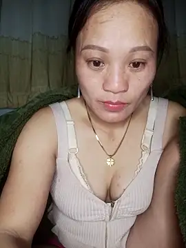 Snapshot of Piu_18 chatting on February 8, 2026, 11:13 pm Piu 18 online show from February 8, 2026, 11:13 pm