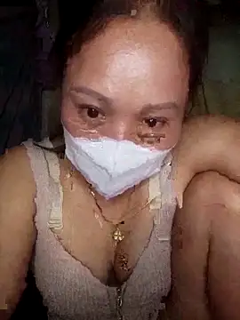 Snapshot of Piu_18 chatting on February 28, 2026, 1:33 pm Piu 18 online show from February 28, 2026, 1:33 pm