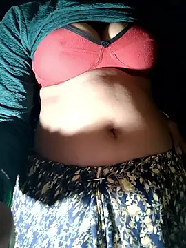 Queen chayna online show from February 5, 2026, 2:02 pm