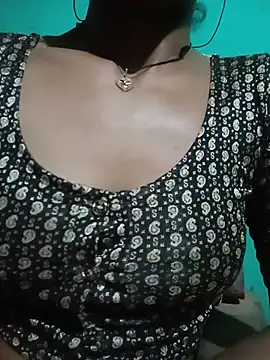Alisha beby143 online show from May 27, 2026, 9:44 pm